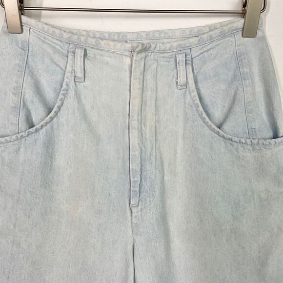 Chic Schooners Vintage Light Wash Bermuda Jean Shorts Size 24 in - Picture 2 of 7